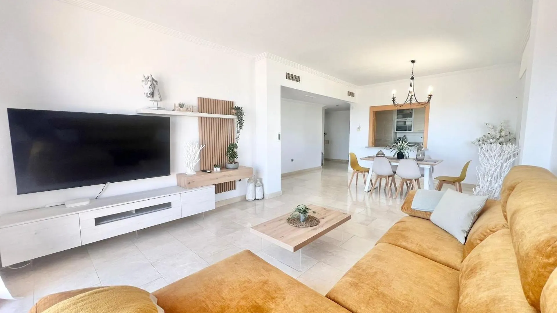 Apartman First Class La Resina Golf & Sea, Estepona
